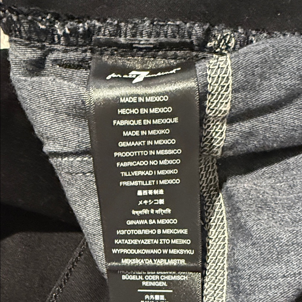 7 For All Mankind Men's Black Relaxed Jeans - Picture 3 of 5